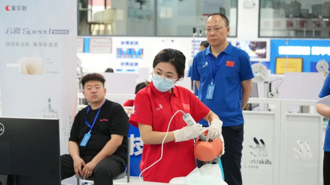 以賽促學(xué)展風(fēng)采 技能報(bào)國(guó)正當(dāng)時(shí)——中華人民共和國(guó)職業(yè)技能大賽吉林省選拔賽在長(zhǎng)春科技學(xué)院開(kāi)賽